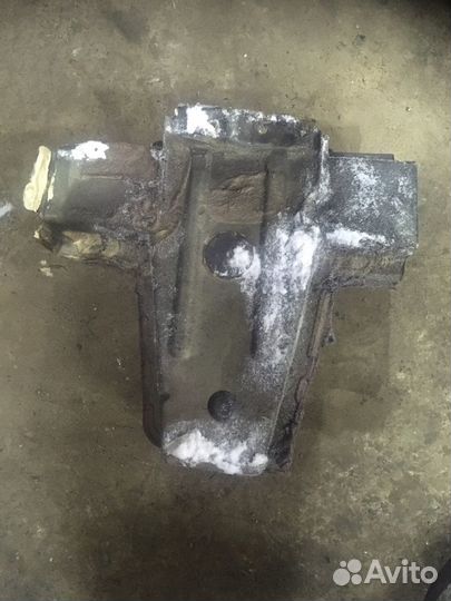 Renault Duster передний правый лонжерон