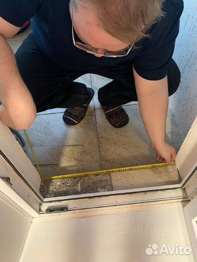 Москитные сетки. Ремонт пластиковых окон и дверей