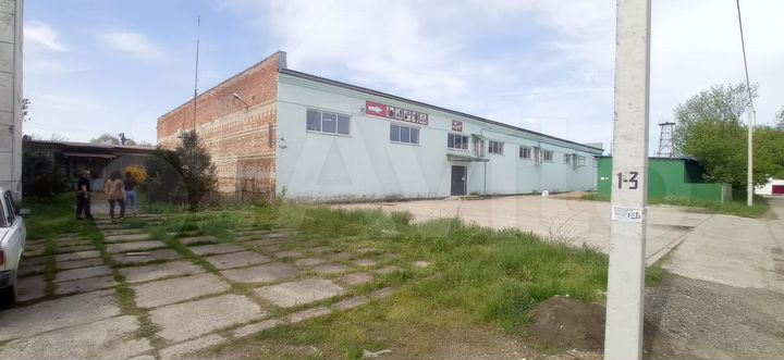 Производство, 2560 м²