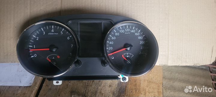 Приборка nissan qashqai j10 2012