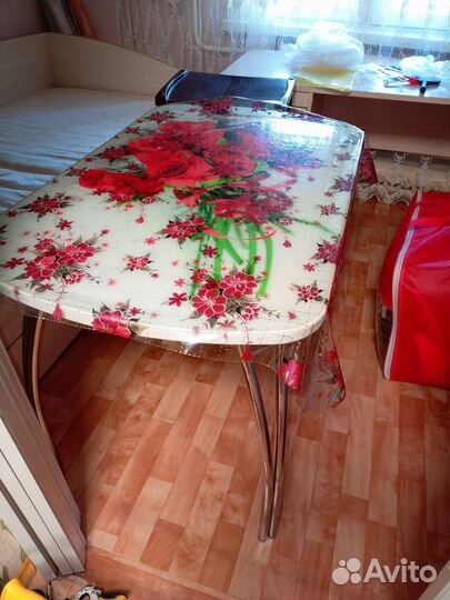 Угловой диван