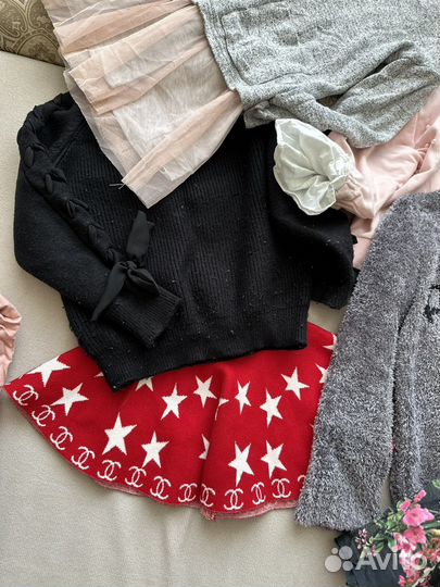 Вещи на девочек пакетом,на 4-5-6 лет примерно