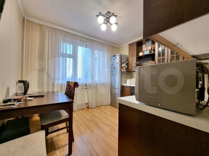 2-к. квартира, 58 м², 4/25 эт.