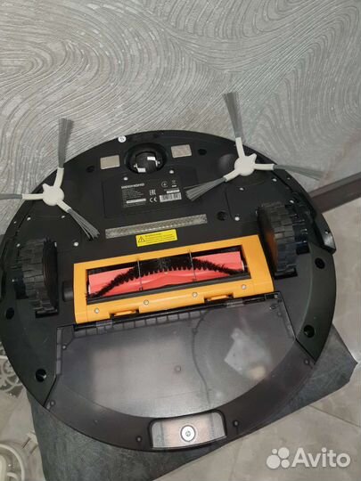 Робот пылесос redmond rv r650s