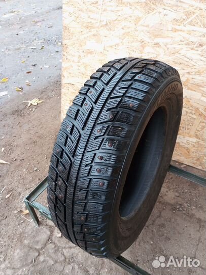 Kumho I'Zen KW22 195/65 R15