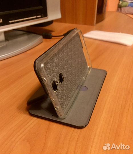 Чехол-книжка Xiaomi Redmi 5 (черный)