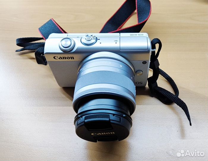 Фотоаппарат беззеркальный Canon EOS M200 kit