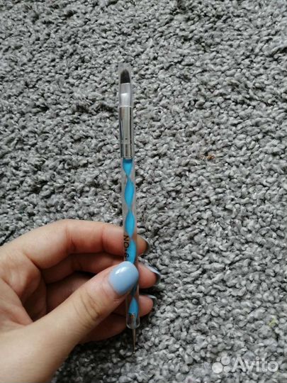 Кисть для маникюра