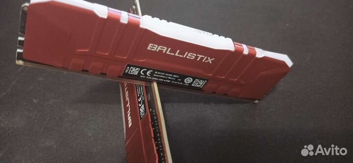 Crucial ballistix ddr4 2x8gb 3200MHz