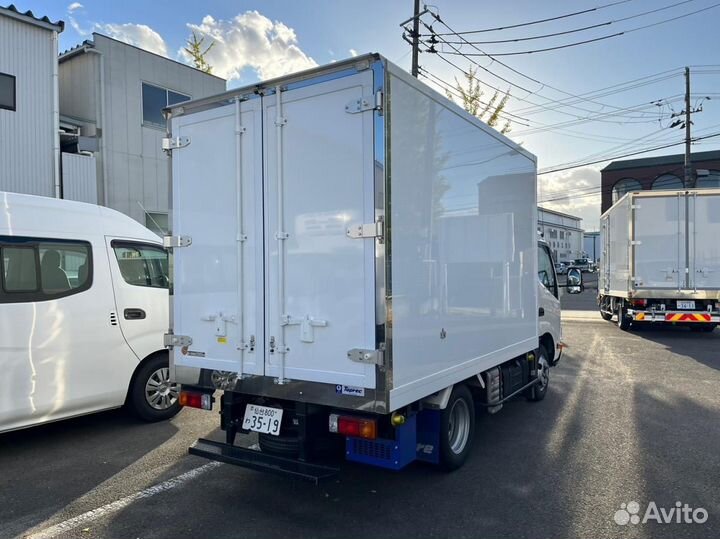 Hino 300 (Dutro), 2018