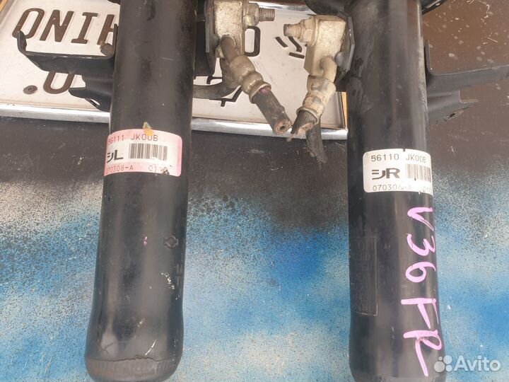 Передние стойки амортизаторы Infiniti G25