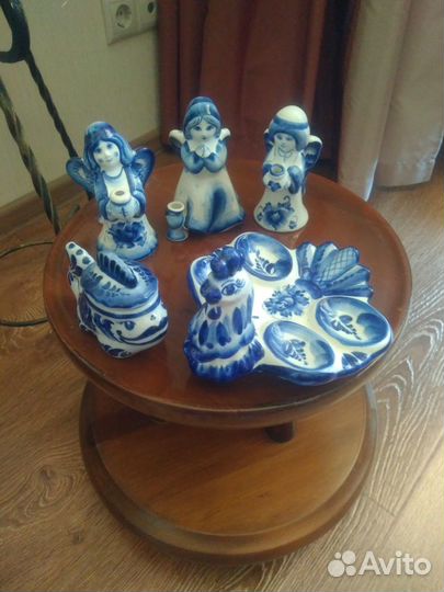 Предметы Гжель и керамика