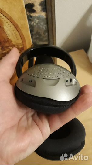 Беспроводные наушники Phillips SHC 2000