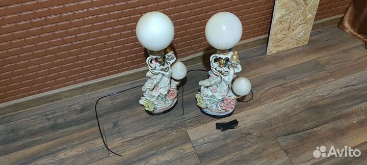 Лампа настольная интерьерная