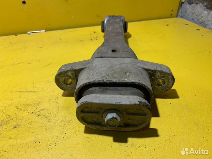 Подушка двигателя Hyundai ix35 2010-2015