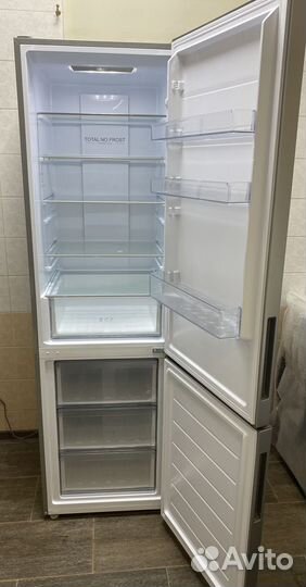 Холодильник haier новый NO frost