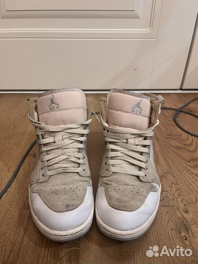 Кеды Air Jordan 1 Mid 'White Grey'