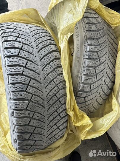 Michelin X-Ice North 235/55 R19