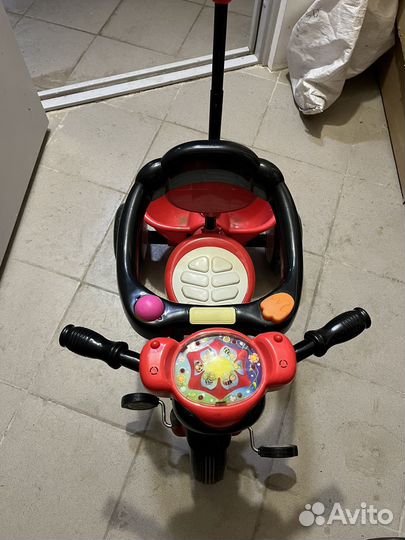 Детский велосипед с ручкой