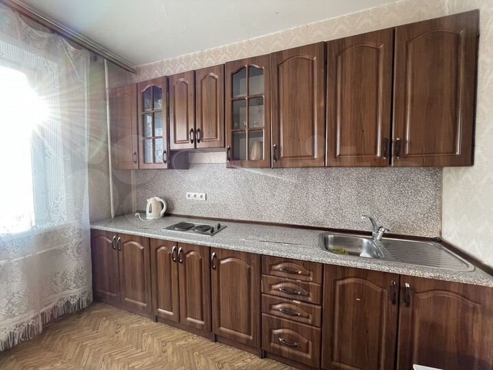 1-к. квартира, 42 м², 5/10 эт.