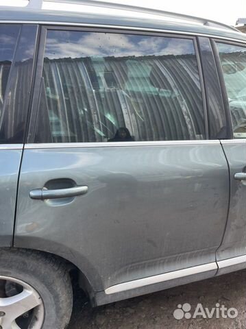 Задняя правая дверь Volkswagen Touareg 1