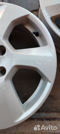 Литые диски r16 largus cross