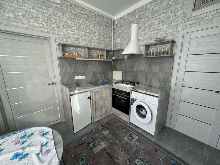 2-к. квартира, 52 м², 2/2 эт.