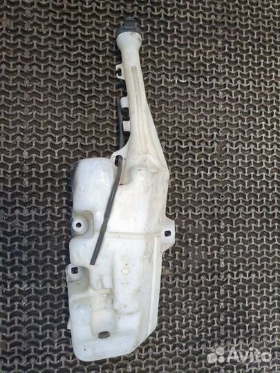 Бачок омывателя Chevrolet Camaro, 2012