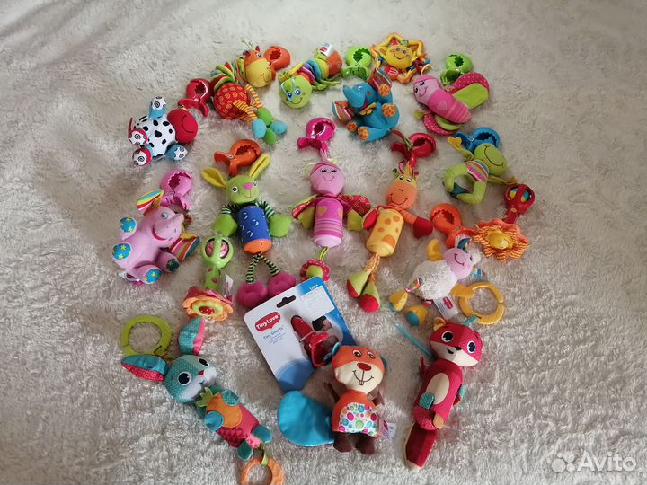 Игрушки подвески Tiny Love