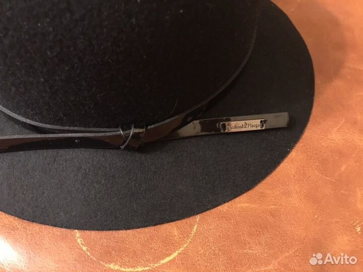 Женская шляпа шерсть