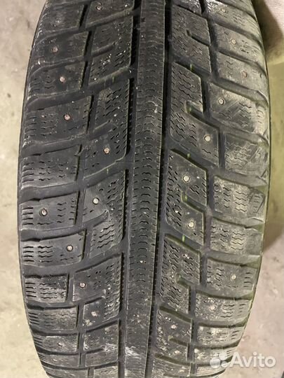 Marshal I'Zen KW22 215/55 R17