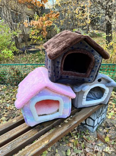 Лежанка домик