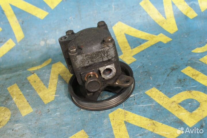 Насос гидроусилителя руля Nissan Almera n16