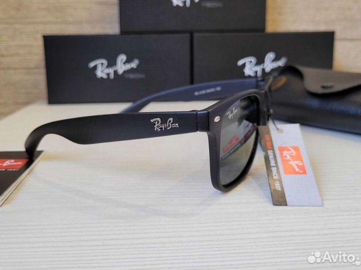 Солнцезащитные очки ray ban Wayfarer