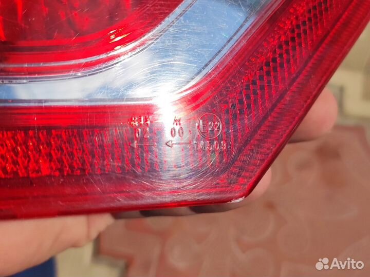 LADA Vesta фара крышки багажника