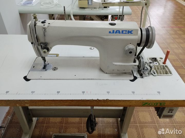 Продам промышленную (прямострочку) машинку