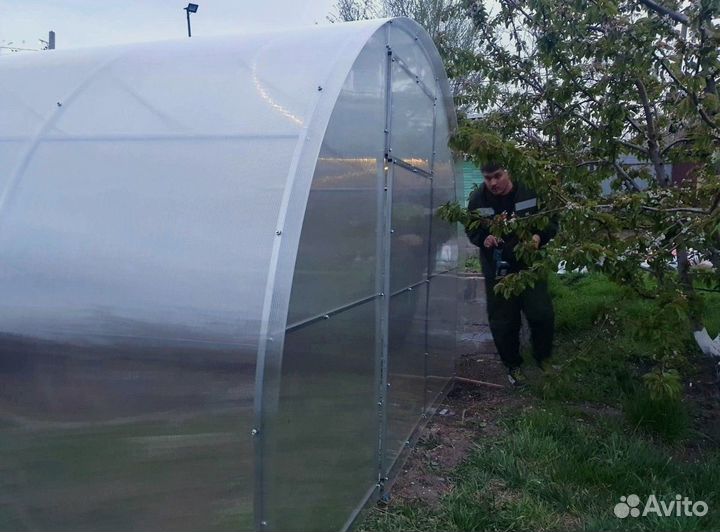 Теплица из поликарбоната