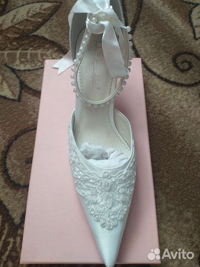 Туфли женские 40 размер новые
