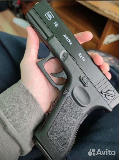 Пистолет на пластмассовых пульках