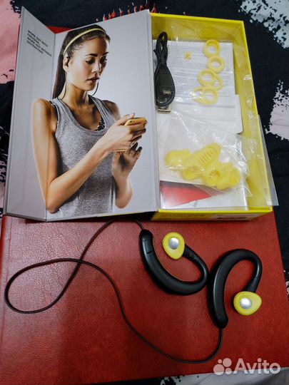 Bluetooth гарнитура Jabra Sport