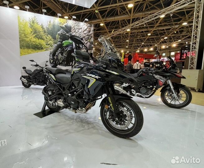 Мотоцикл Benelli TRK 502