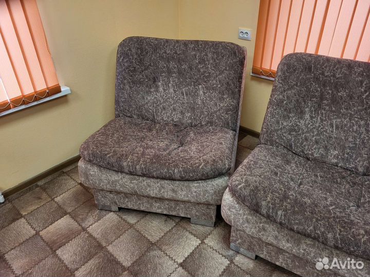 Диван и 2 кресла