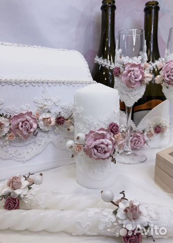 Свадебные бокалы, казна, украшения на бутылки