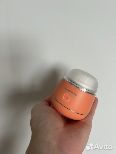 Ультразвуковая щетка для очищения лица rowenta