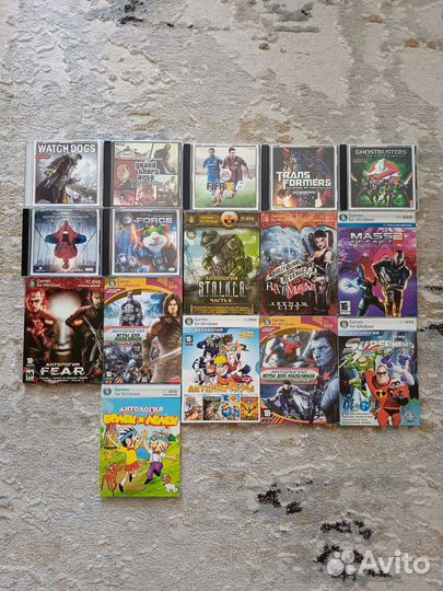 DVD и CD диски с играми