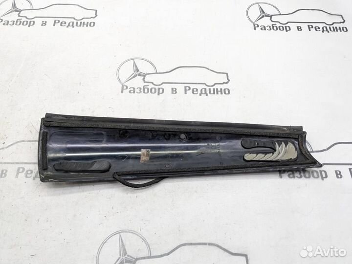 Накладки задних стоек w163 ML-class 612.963 11