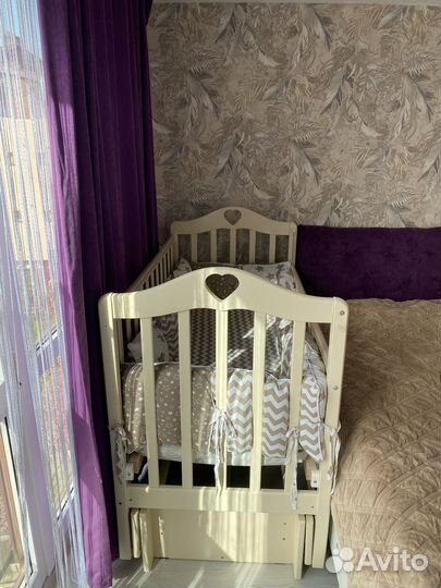 Детская кроватка с бортиками+постельное белье