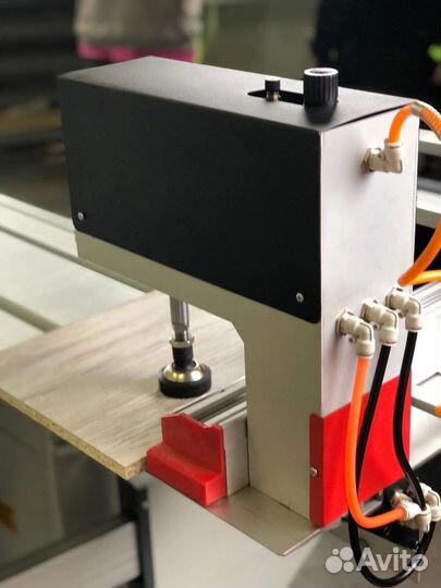 Пневмоприжим