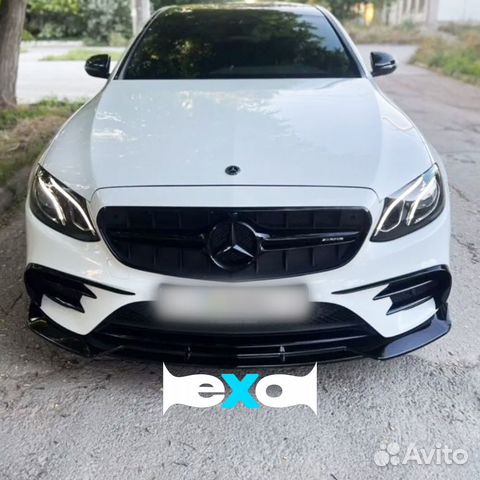 Губа передняя W213 черная