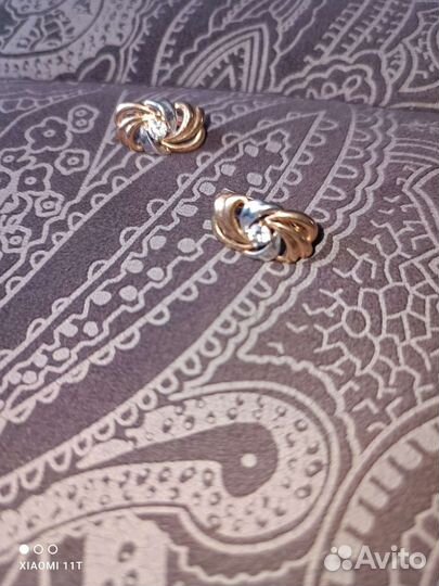 Золотые серьги